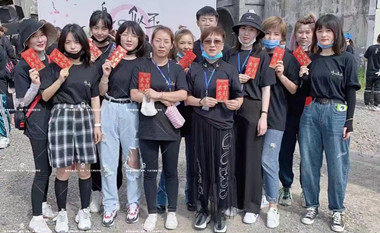 影视班学员外出实操